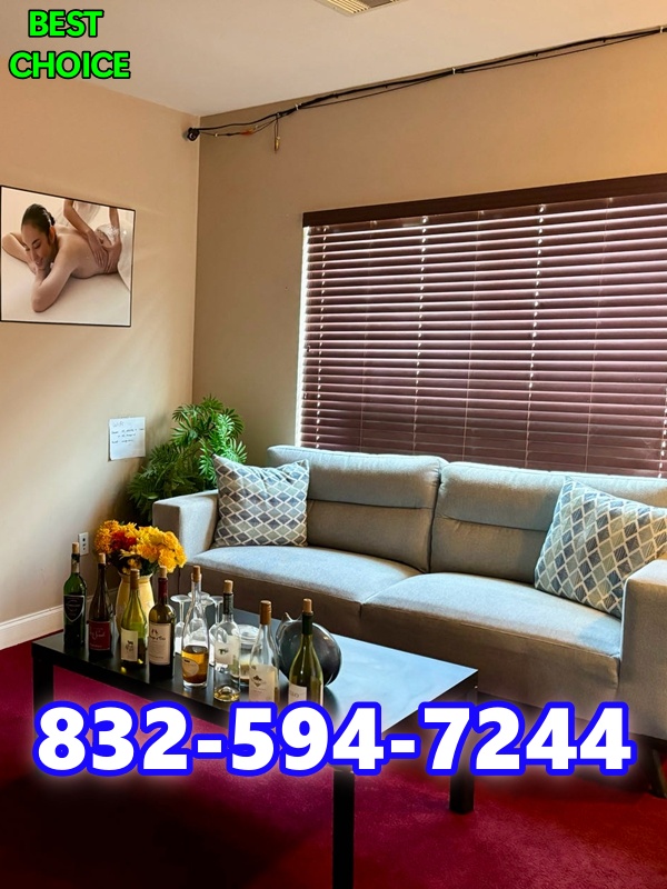 Advertiser photo 8 · listing 23542