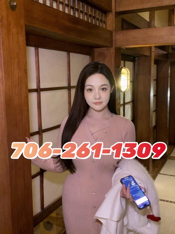 Advertiser photo 5 · listing 18261